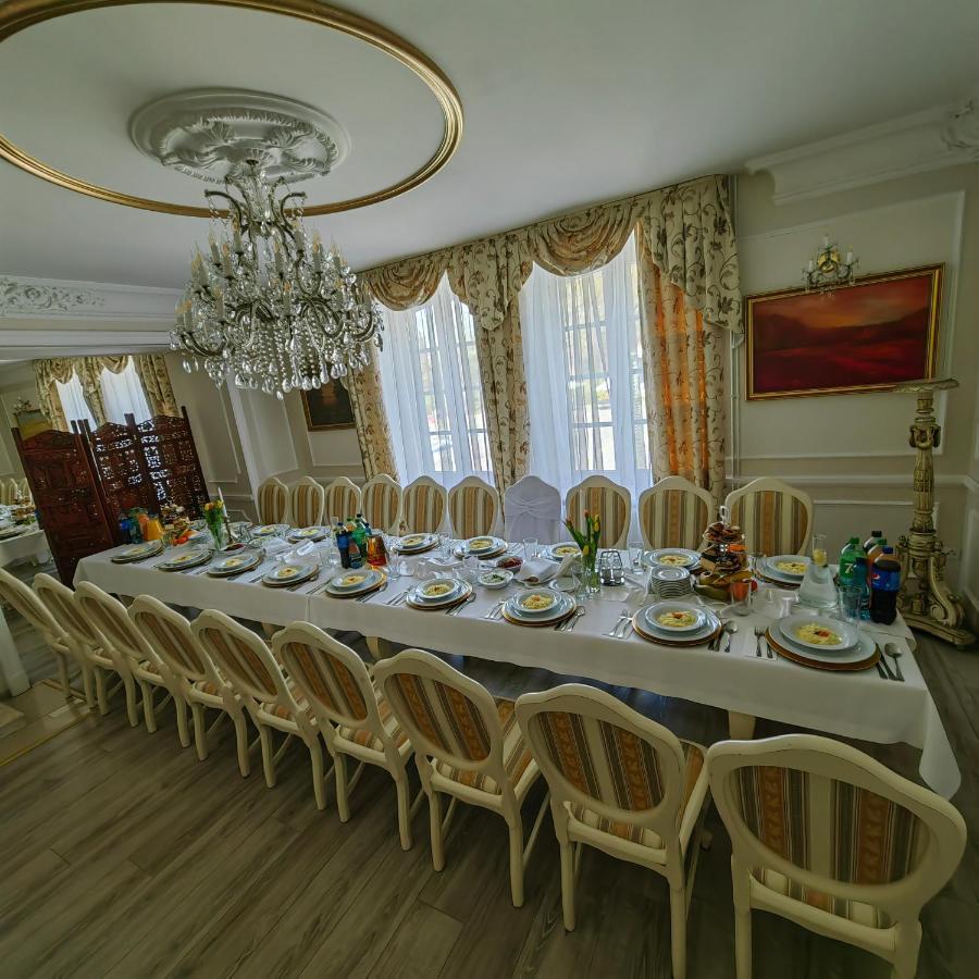 Dworek Wola Ociecka מראה חיצוני תמונה